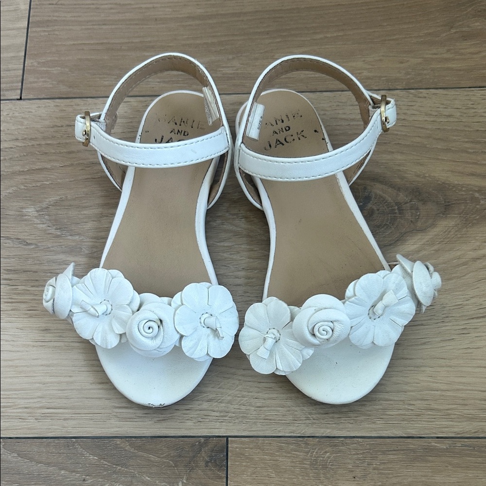 Janie and Jack White Floral Ankle-Strap Sandals for Girls